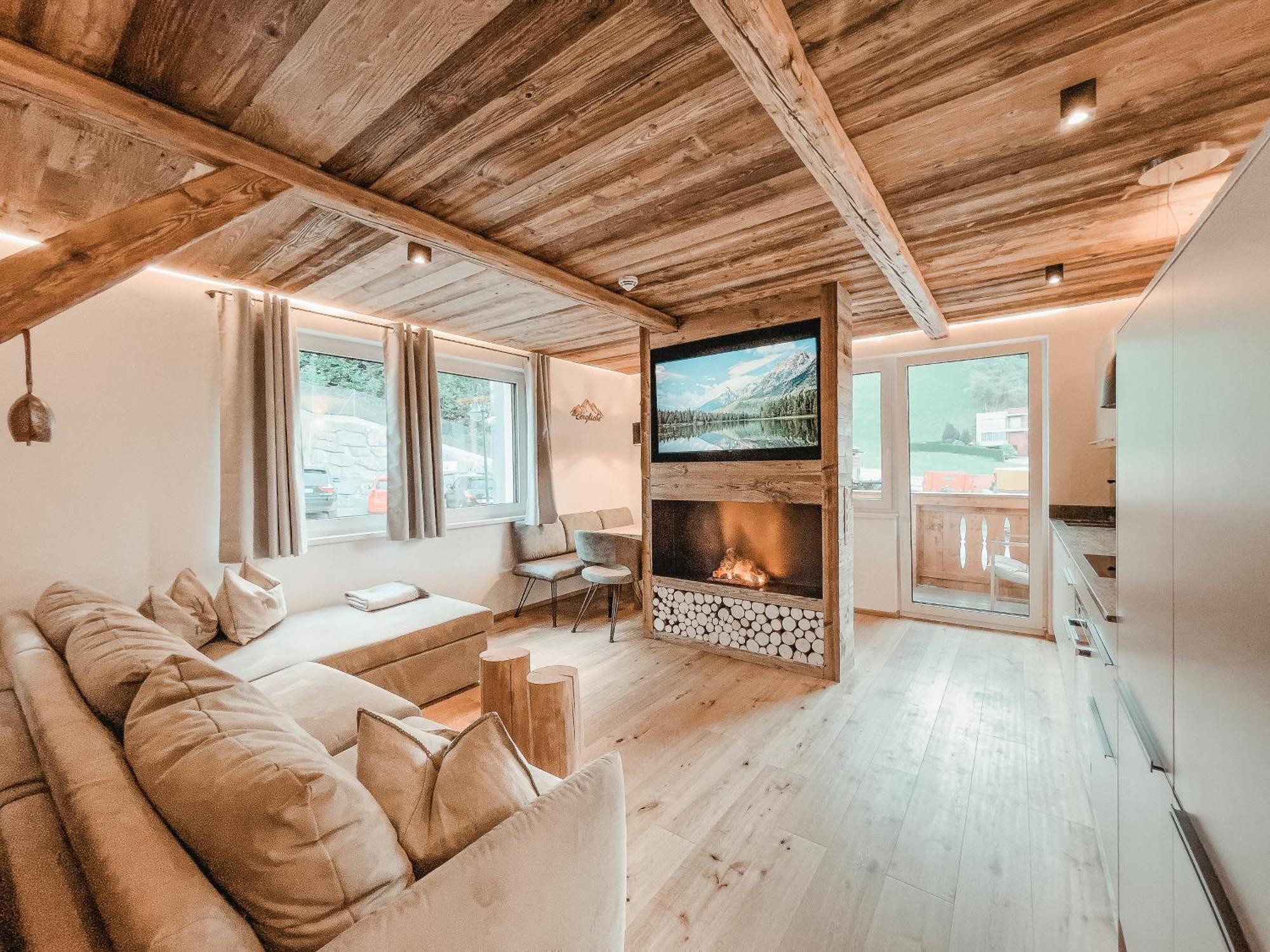 Oldwood Chalet - Balcony & Car Park By Alpenluxus Appartements Fuegen Luaran gambar