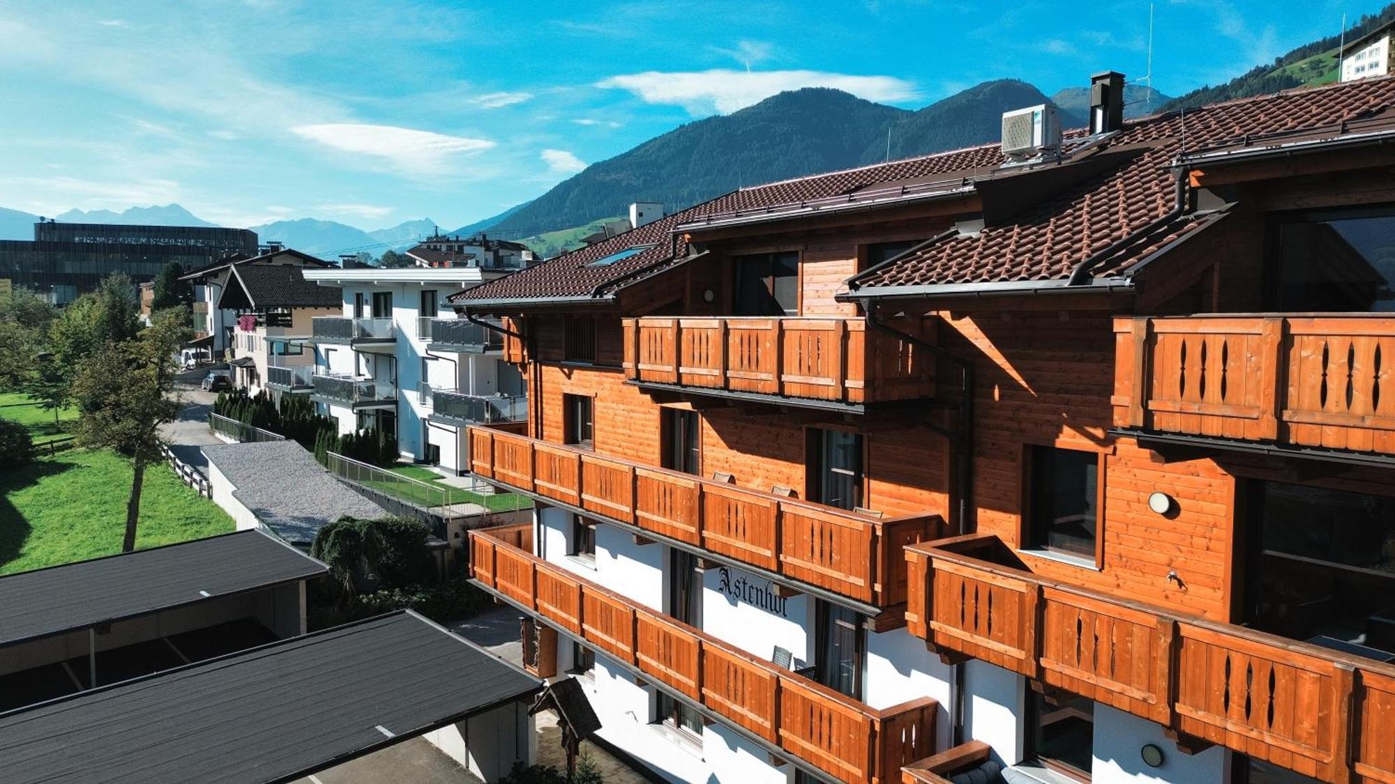 Oldwood Chalet - Balcony & Car Park By Alpenluxus Appartements Fuegen Luaran gambar