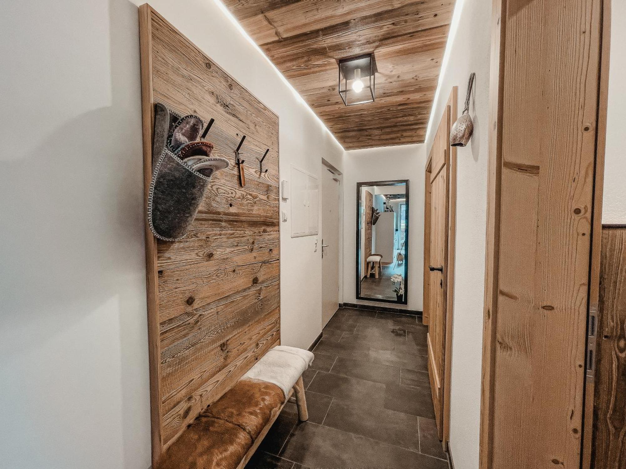 Oldwood Chalet - Balcony & Car Park By Alpenluxus Appartements Fuegen Luaran gambar